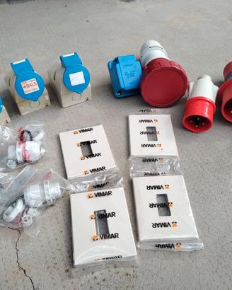 Minuterie e prese elettriche
