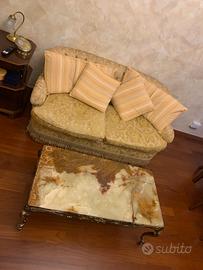 Tavolo da soggiorno in marmo e ottone