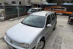 VW GOLF 1.6 BENZINA EURO4 NEOPATENTATI UNI PROP