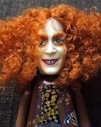 Statuetta Edizione Limitata Alice CAPPELLAIO MATTO