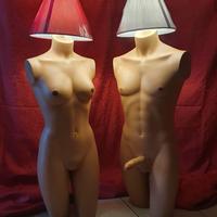 Coppia di Lampade Manichini hot