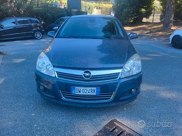 Opel Astra 1.7 CDTI 110CV 5 porte Cosmo