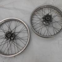 Ruote Anteriore e posteriore Yamaha DT