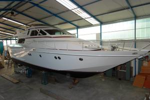 Barca MY Yacht 55" Maggini C55