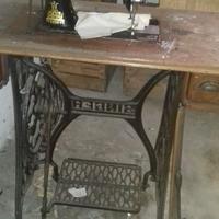 Macchina da cucire singer