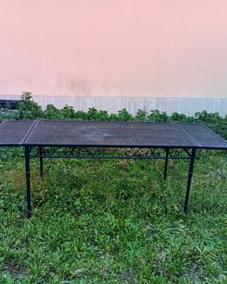 Tavolo da giardino in ferro battuto