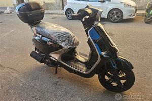 SYM Fugue 125 E5 + BLK BAULETTO - 2025 -