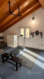 Palestra casa completa: tapis roulant + attrezzi