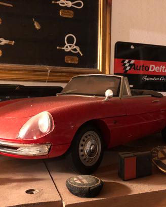 Alfa Romeo spider della de agostini