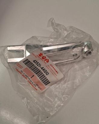 SUZUKI Supporto Pedana Poggiapiedi 43521-44G10-000