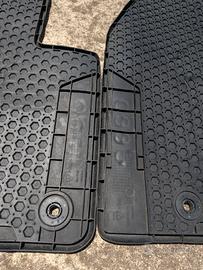 tappeti  completi gomma/plastica jeep Renegade 