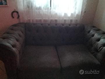 2 divani nappa 