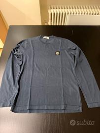 t-shirt stone island