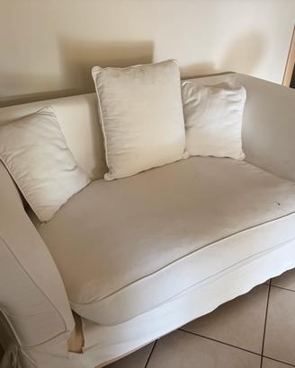 Divano 2 posti stile Chesterfield