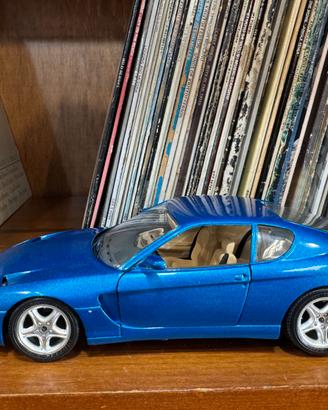 Modellino auto burago Ferrari 456 gt 1992 scala 1/