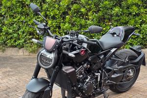 Honda cb1000r  black edition 