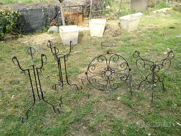 Set portavasi in ferro battuto