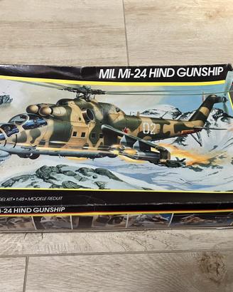 Monogram MIL Mi-24 Hind Gunship