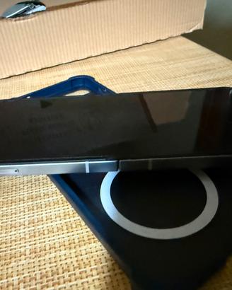 Galaxy z flip 6     256gb 12  gb ram