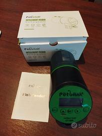 Mangiatoia automatica per acquario.