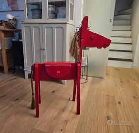 Cavallo in legno