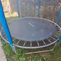 Trampolino elastico