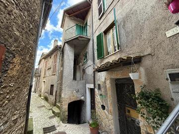 4 LOCALI A TREVI NEL LAZIO