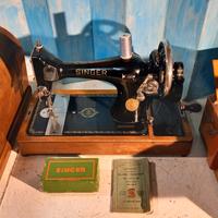 Macchina da cucire a manovella Singer 128 del 1936