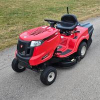 Trattorino tagliaerba rasaerba MTD 