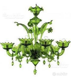 LAMPADARIO 8 LUCI CON DUE APPLICHE 2 LUCI IN VETRO