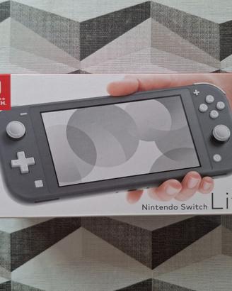 Nintendo switch lite + ultimate protection pack