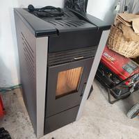 Stufa a pellet Ravelli R70