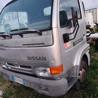 Cabina Nissan cabstar