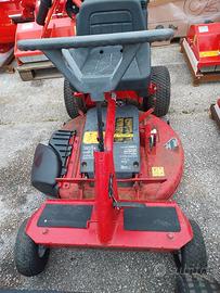 trattorino tagliaerba  rasaerba 