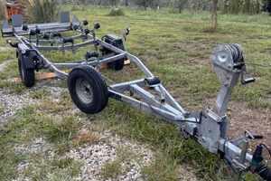 Carrello barca ellebi 450 kg revisionato