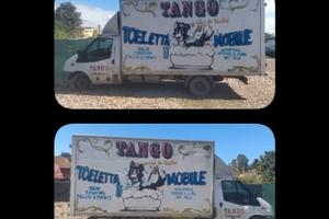 Furgone per la toeletta mobile