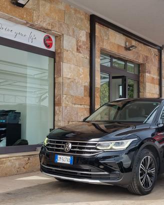 Volkswagen Tiguan II 2.0 tdi Elegance 150cv dsg