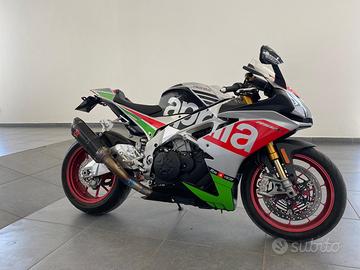 Aprilia RSV4 RF 2018 – 14.500 km – Akrapovic
