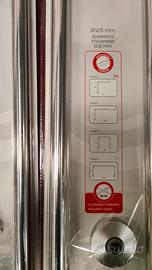 Asta doccia angolare e tenda