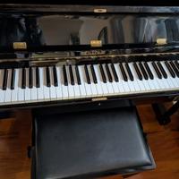 Pianoforte verticale PETROF