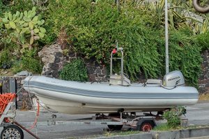 Il gommone è quasi nuovo