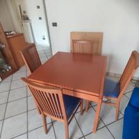 Tavolo legno ciliegio allungabile con 4 sedie