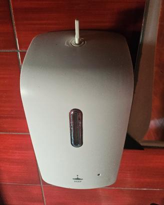 distributori sapone automatico e distributore salv