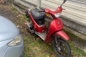 Scooter rosso