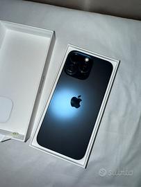 IPHONE 15 pro max pari nuovo