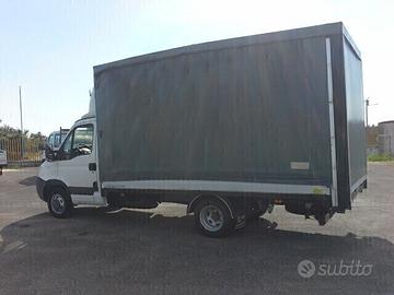 Iveco daily 35c12 2.3 hpi centinato 4.50 m