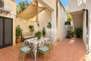 APPARTAMENTO CON GIARDINO PRIVATO E POSTO AUTO