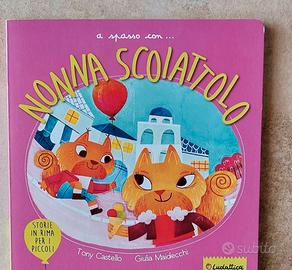 Libro " A spasso con nonna scoiattolo"