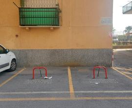 Cerchi dei posti auto comodi al mare?