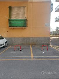 Cerchi dei posti auto comodi al mare?